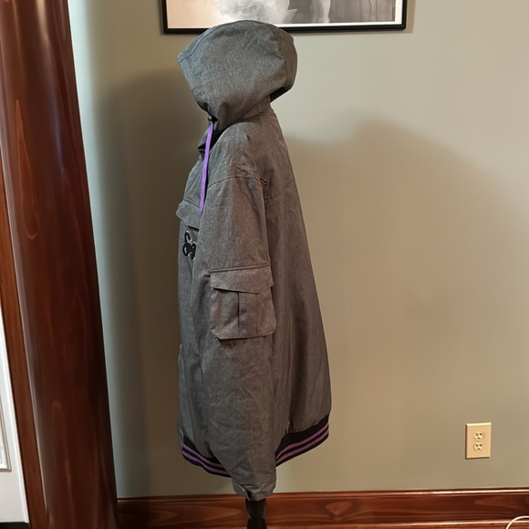 Saga Outwear hooded ski jacket. Size XL. - Picture 7 of 17